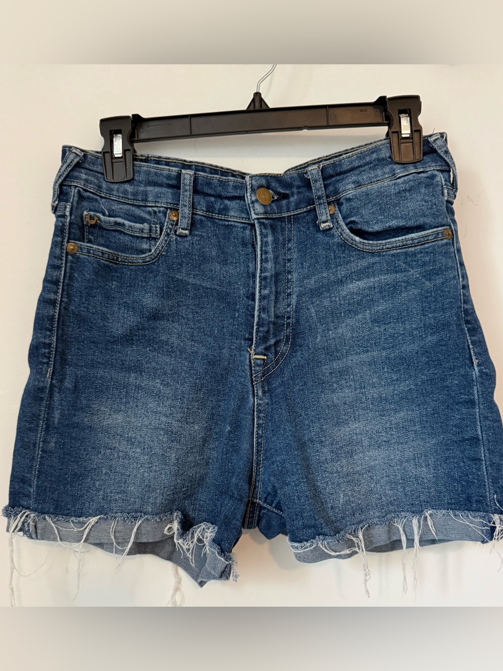 True Religion Jennie Curvy cut off shorts Size 29 High Rise